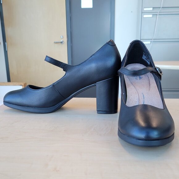 NWOT Clarks Bayla Nora Women's Leather Maryjane Shoes - Picture 2 of 7